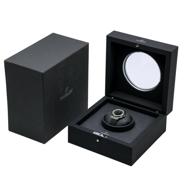 Hublot Classic Fusion 581.NX.1470.RX Image 5